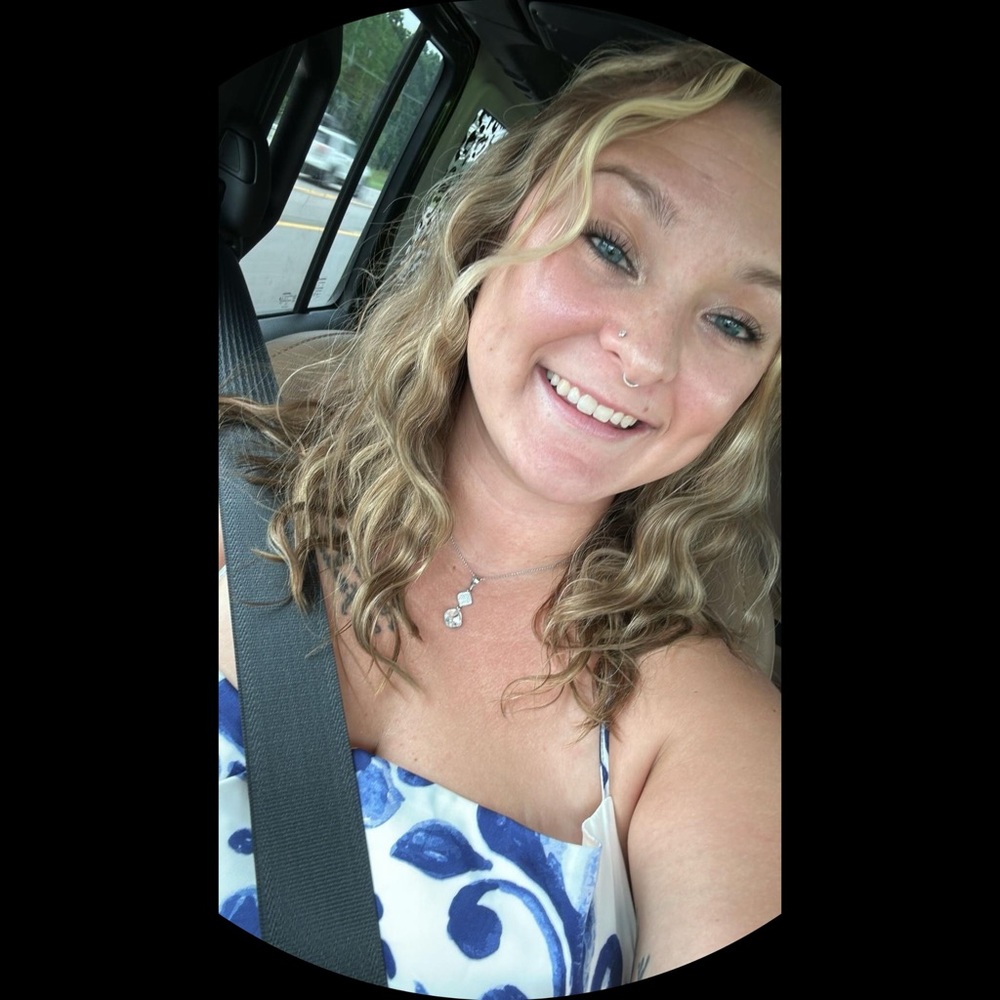 Meet your Posher, Megan